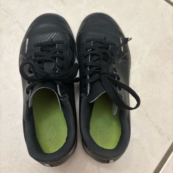 Nike Mercurial Vapor 15 Club Black Lace Up Soccer Shoes size 1.5Y - Picture 6 of 6